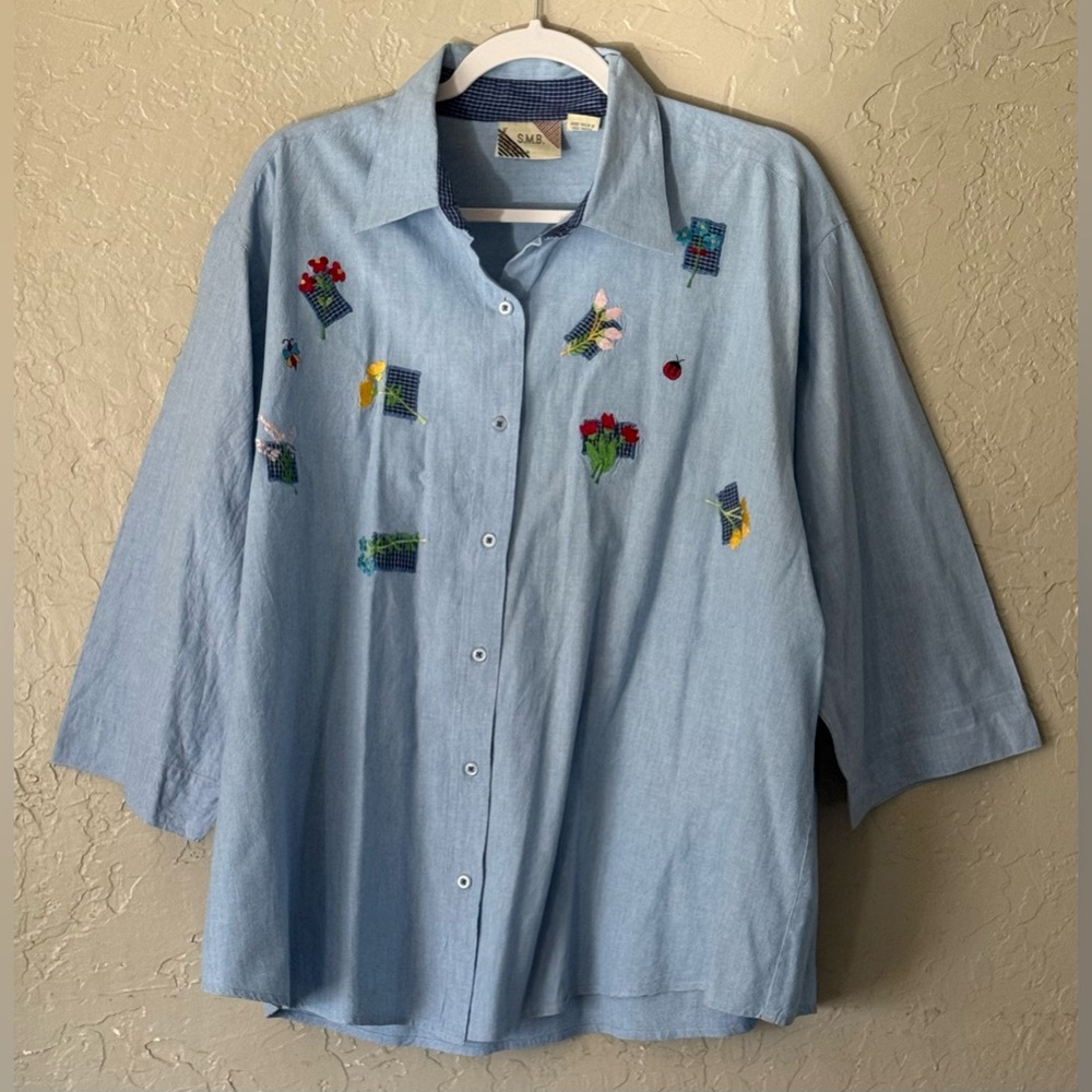 Vintage S.M.B. Women's Chambray Shirt Plus Size 2X Floral Ladybug Embroidery